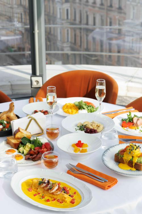 ПАРУСА НА КРЫШЕ &mdash; ТЕПЕРЬ С ЗАВТРАКАМИ